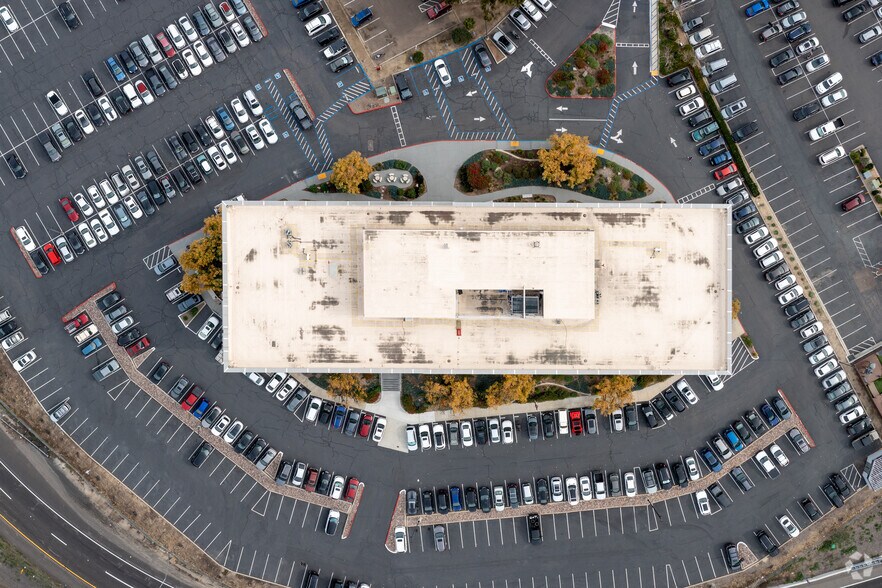 More Photos Of 404 Camino del Rio S, San Diego Office For Lease