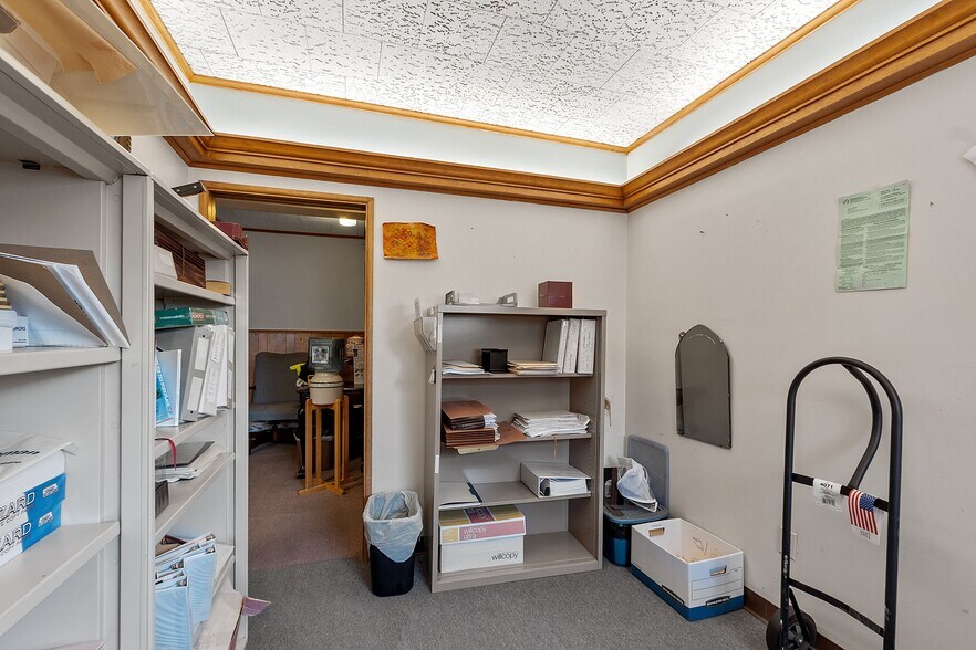 More Photos Of 58 Oliver St, Fitchburg Office Residential For Sale