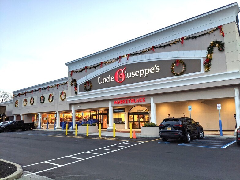 Primary Photo Of 1130-1238 Deer Park Ave, Babylon Unknown For Lease