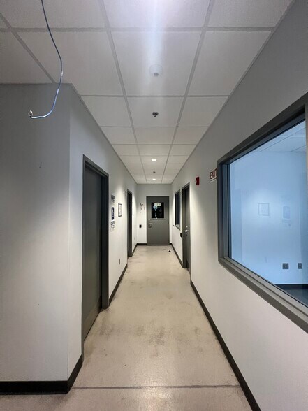 More Photos Of 2980 E Coliseum Blvd, Fort Wayne Industrial For Lease