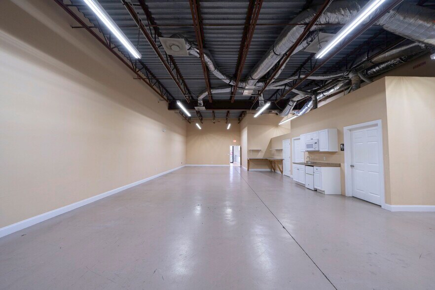 More Photos Of 24551 Production Cir, Bonita Springs Showroom For Lease