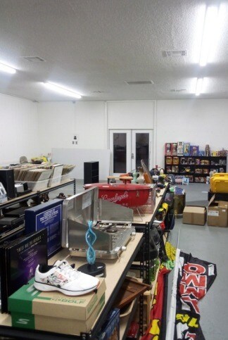 More Photos Of 1735 W Apache Trl, Apache Junction Light Distribution For Lease