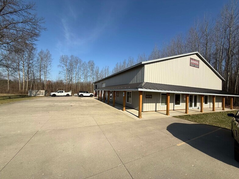 More Photos Of 11775 Cedar Rock Dr Ne, Rockford Industrial For Lease