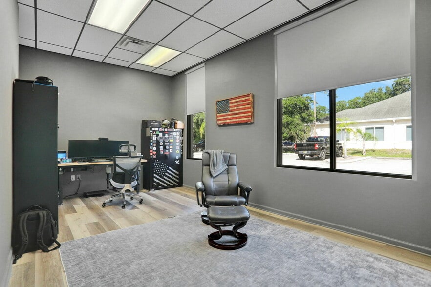 More Photos Of 12428 San Jose Blvd, Jacksonville Office For Sale