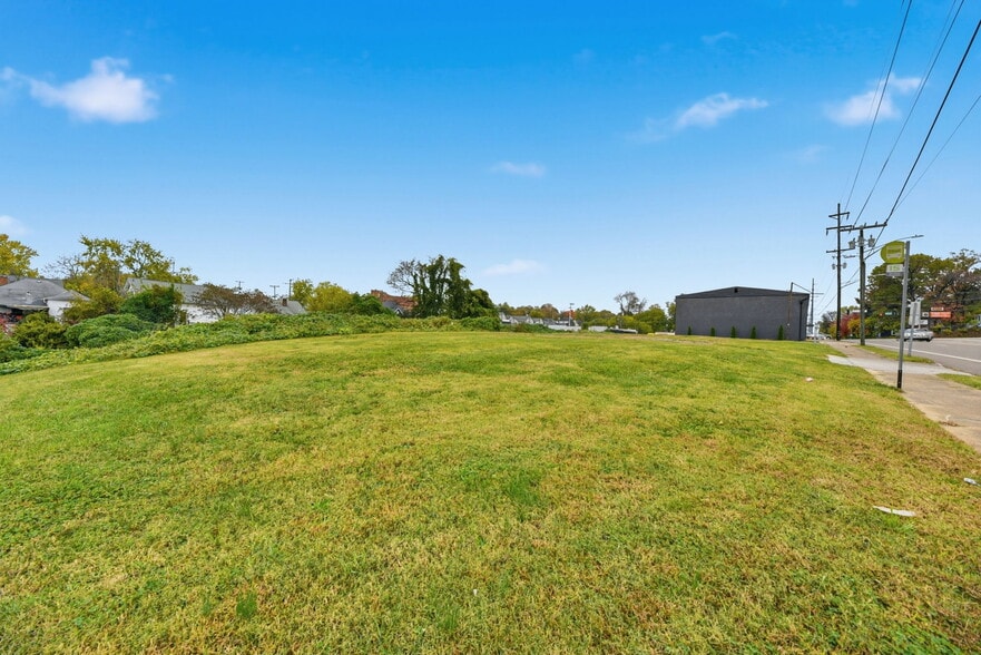 More Photos Of 1501 N Central St, Knoxville Land For Sale