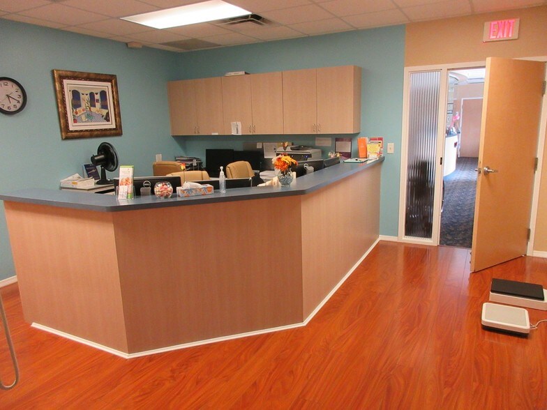 More Photos Of 1264 Malabar Rd SE, Palm Bay Medical For Sale