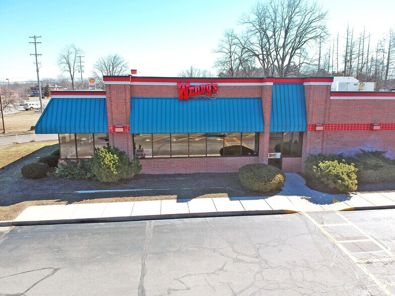 More Photos Of 980 E Saginaw Hwy, Grand Ledge Fast Food For Sale