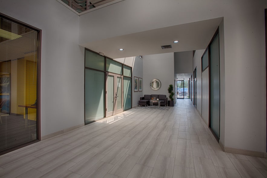 More Photos Of 1710 S Dairy Ashford Rd, Houston Office Residential For Lease