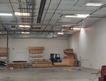 More Photos Of 316 E 1400 S, St George Light Distribution For Lease