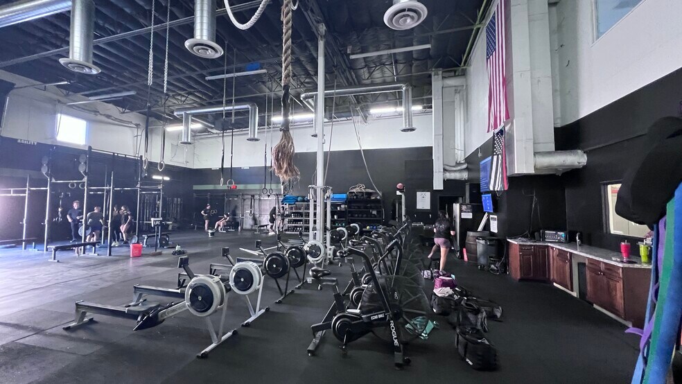 More Photos Of 9299 W Olive Ave, Peoria Showroom For Sale