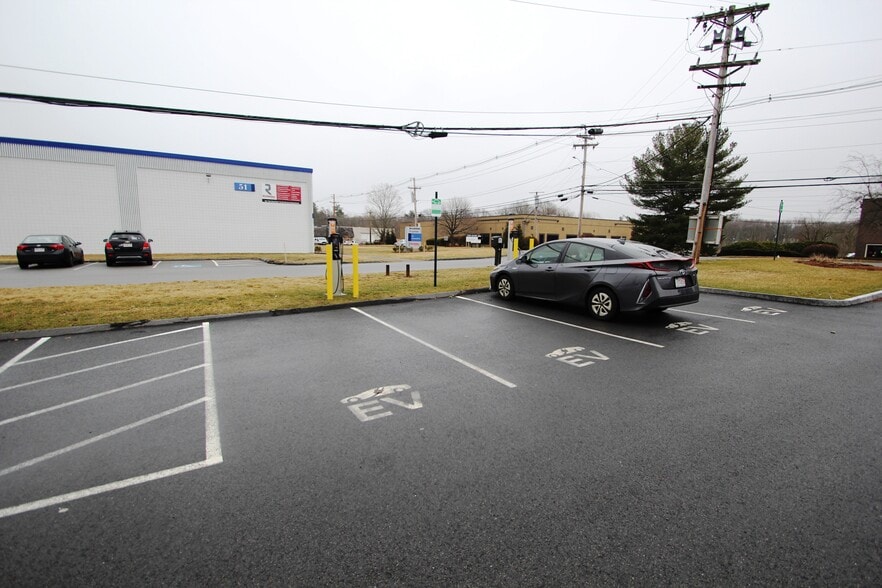 More Photos Of 55 Concord St, North Reading Light Distribution For Lease