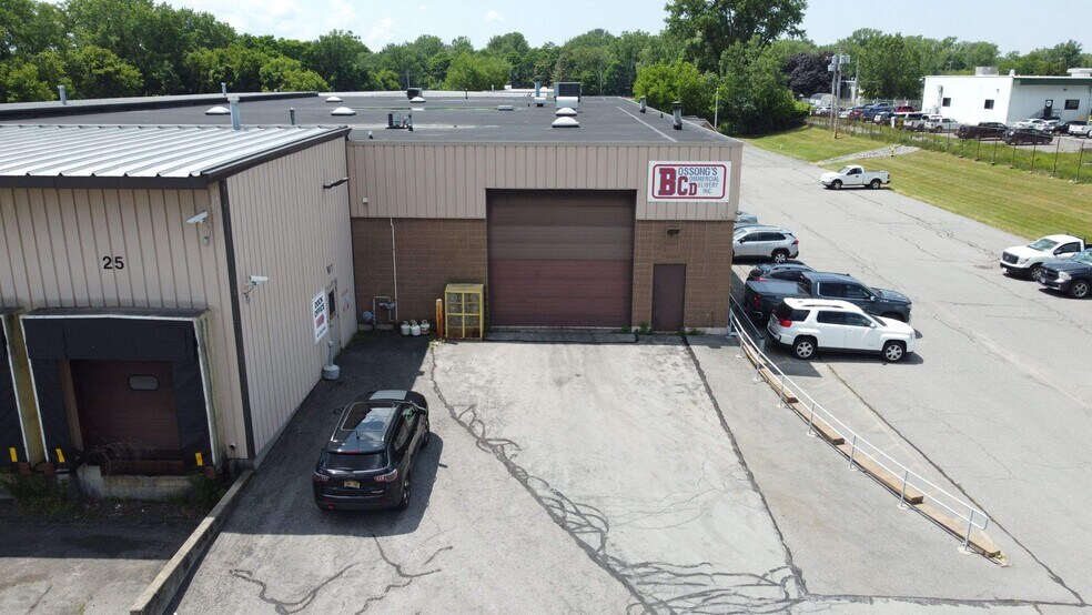 More Photos Of 6713 Pickard Dr, Mattydale Truck Terminal For Lease