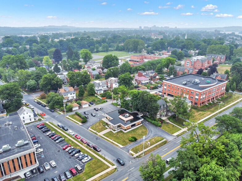 More Photos Of 3037 N Front St, Harrisburg General Retail For Sale