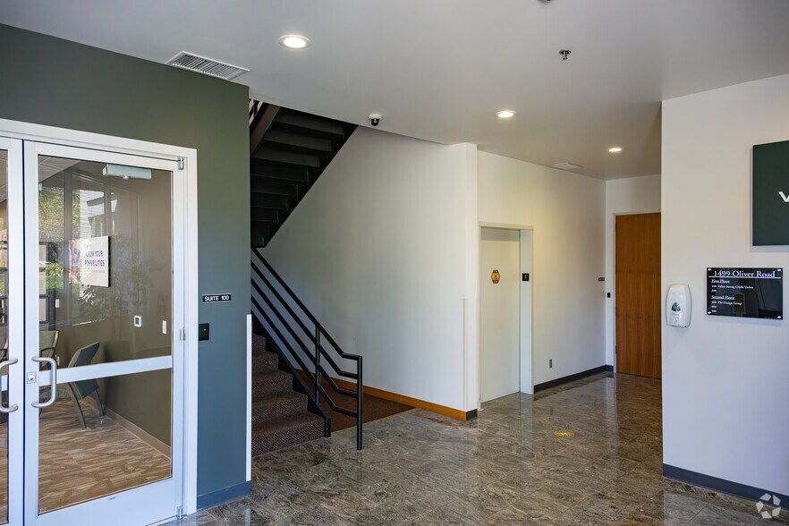 More Photos Of 1499 Oliver Rd, Fairfield Office For Lease