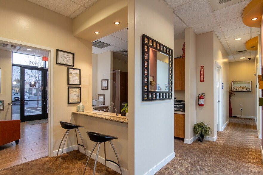 More Photos Of 3409 Calloway Dr, Bakersfield Medical For Sale