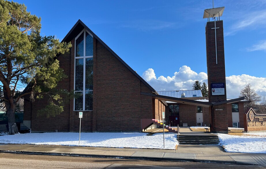 More Photos Of 101 6 St SE, Medicine Hat Religious Facility For Lease