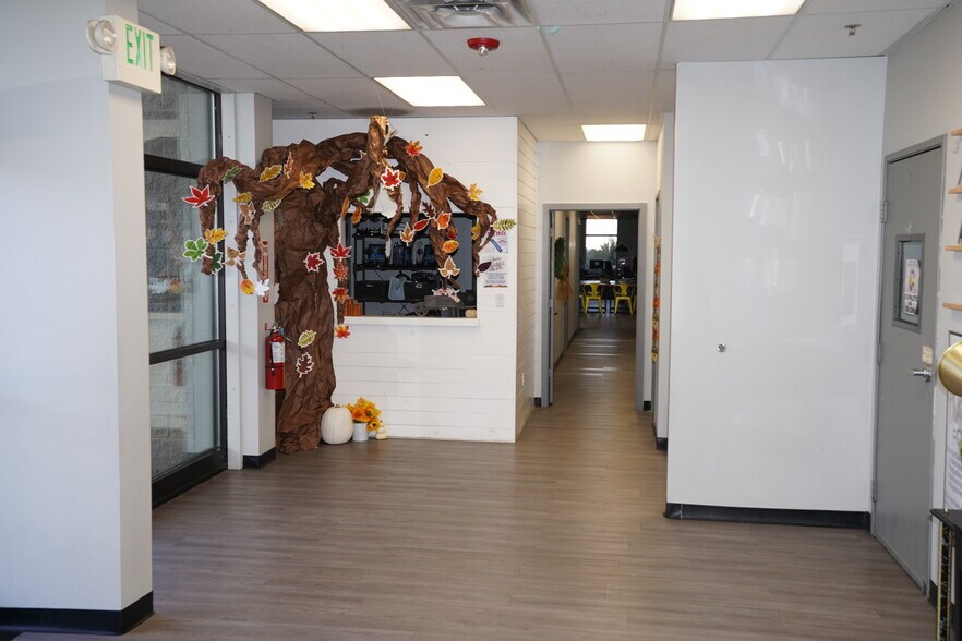 More Photos Of 3773 Monarch St, Frederick Warehouse For Lease