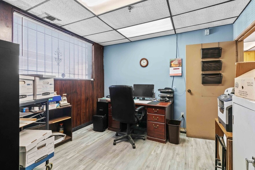 More Photos Of , Glendale Industrial For Sale