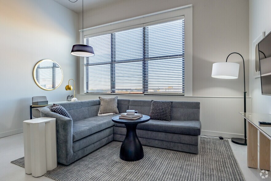 More Photos Of 125 Ted Turner Dr SW, Atlanta Apartments For Lease
