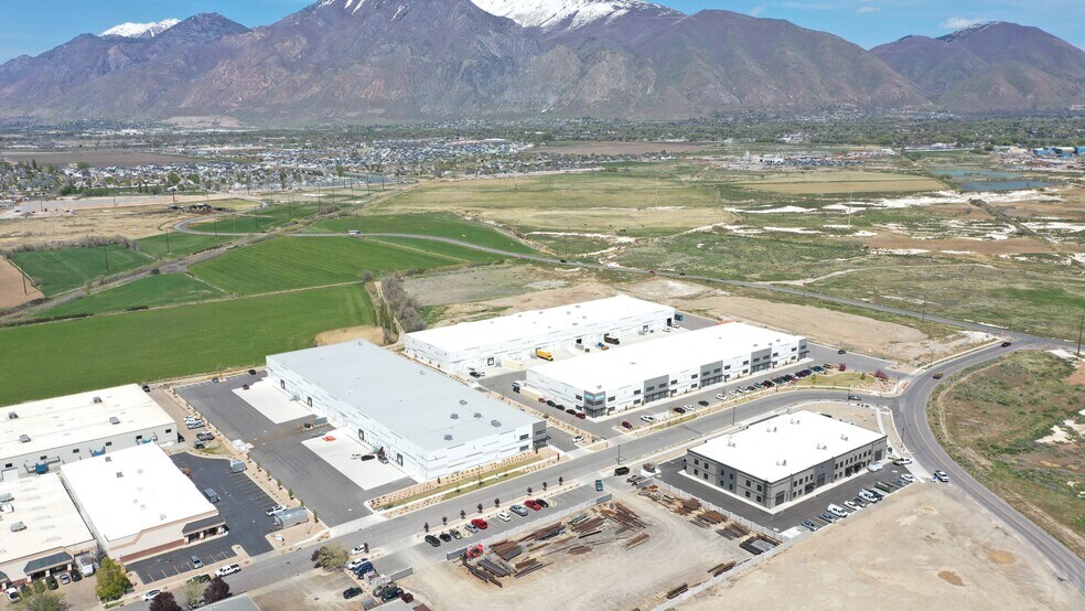 More Photos Of 1950 N Canyon Creek Pkwy, Spanish Fork Unknown For Lease