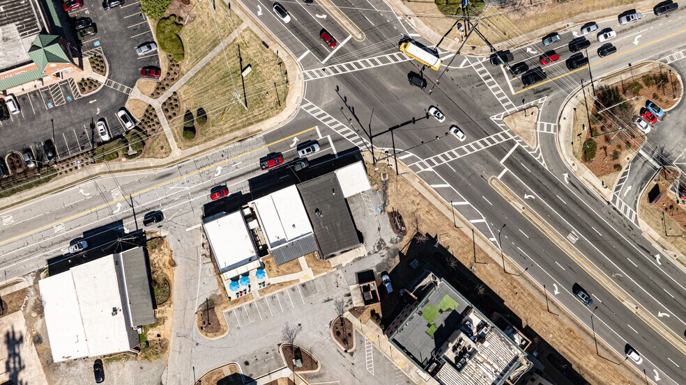 More Photos Of 410 Grayson Pky, Grayson Storefront For Sale