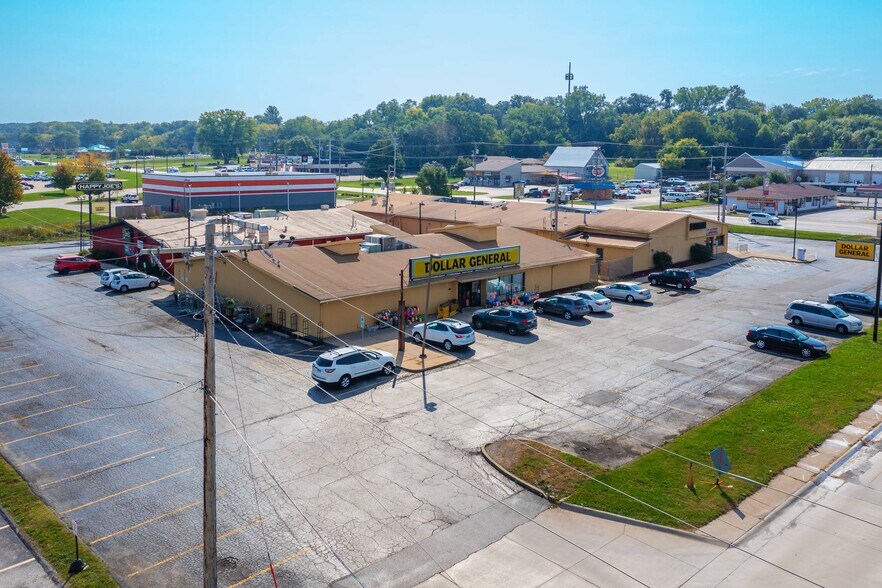 More Photos Of 305-315 W 10th Ave, Milan General Retail For Sale