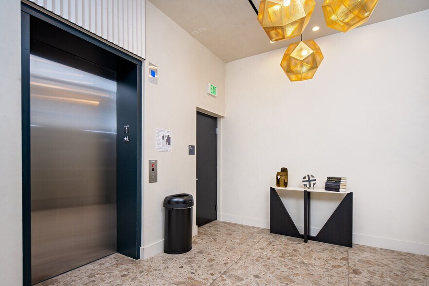 More Photos Of 1511 N Fairfax Ave, Los Angeles Apartments For Lease