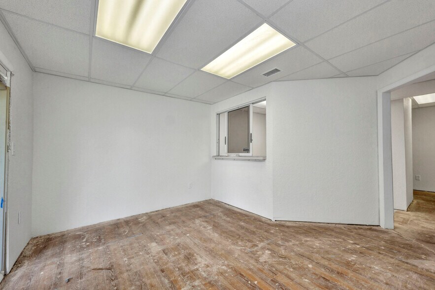 More Photos Of 3443 Tamiami Trl, Port Charlotte Medical For Lease