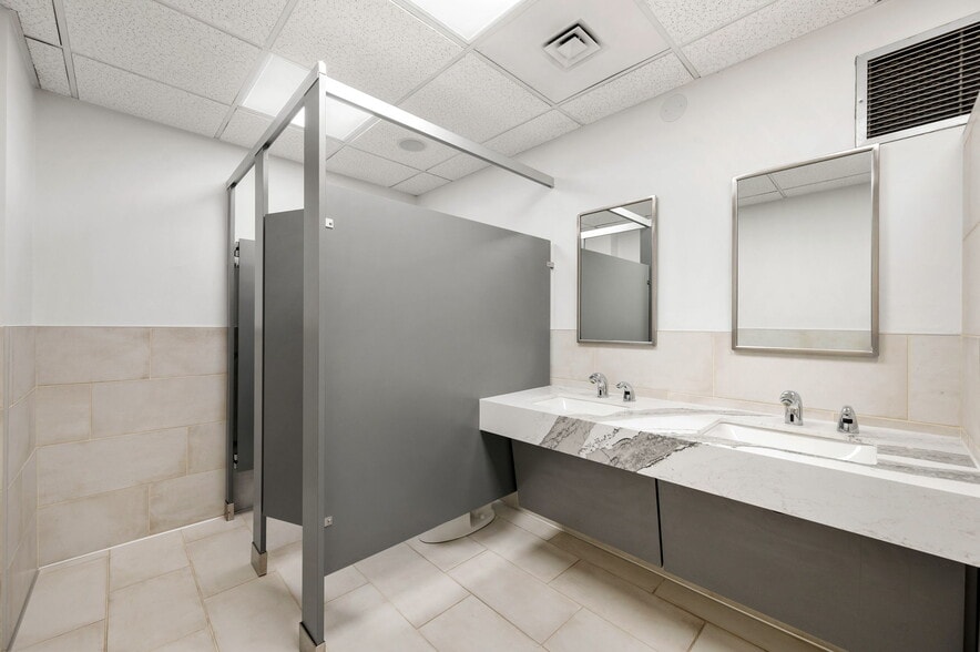 More Photos Of 122 N Cortez St, Prescott Office Residential For Lease