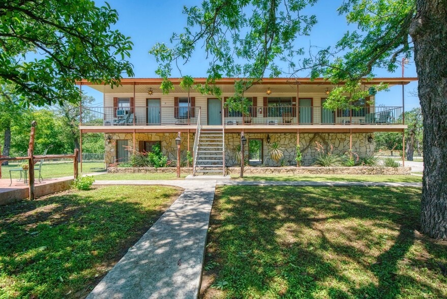 More Photos Of 5322 State Hwy 16 N, Bandera Hospitality For Sale