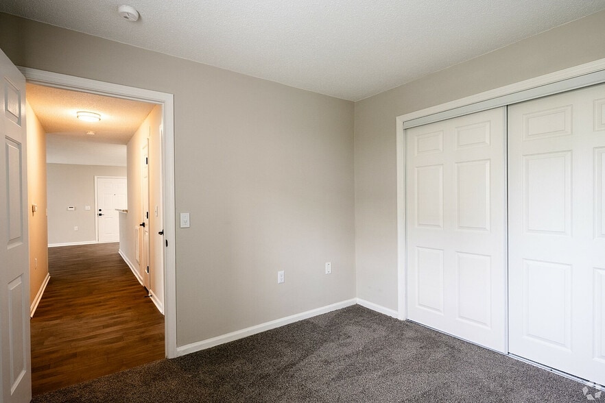 More Photos Of 1201 Edenham Ct, Virginia Beach Apartments For Sale