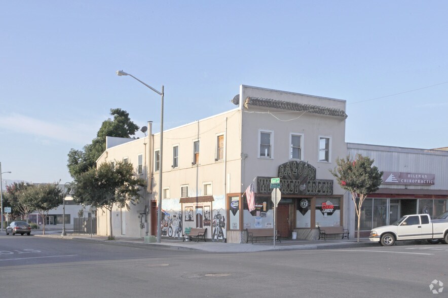 Primary Photo Of 201 5th St, Hollister Storefront Retail Residential For Sale