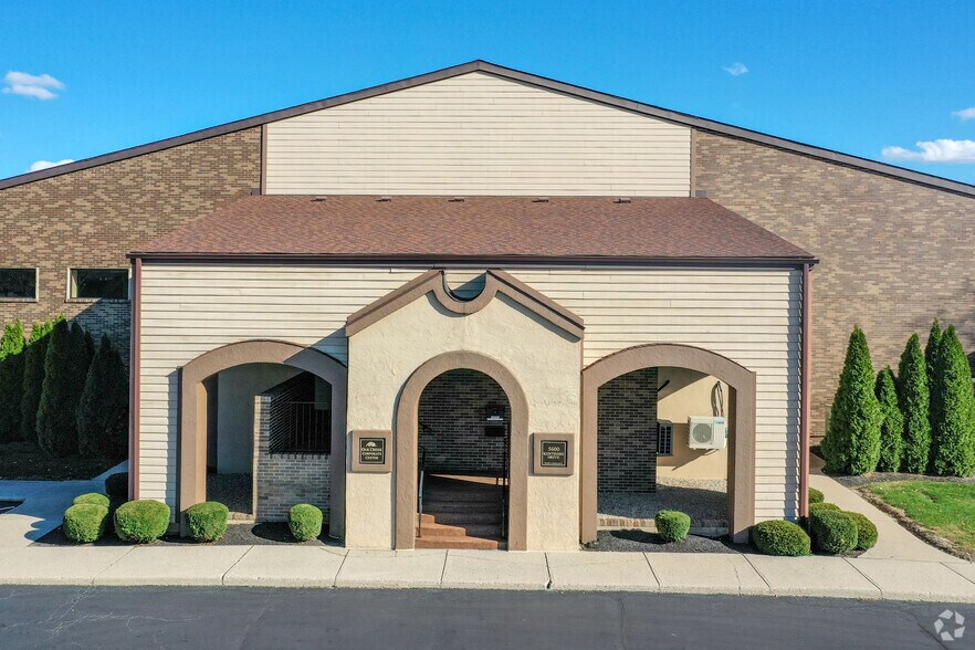 More Photos Of 5600 Kentshire Dr, Dayton Loft Creative Space For Lease