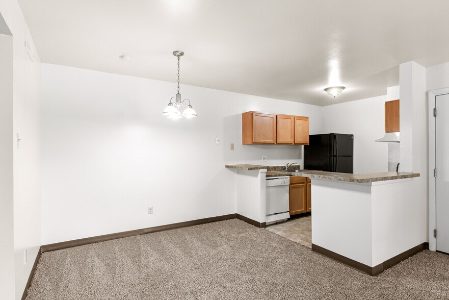 More Photos Of 11065 Dunklin Dr, Saint Louis Apartments For Sale