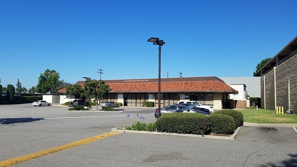More Photos Of 110-120 W Las Tunas Dr, San Gabriel Bank For Lease