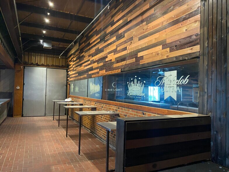 More Photos Of 2509 W Parrish Ave, Owensboro Restaurant For Lease