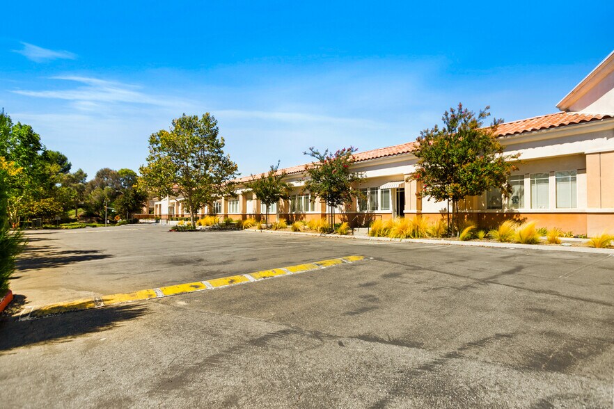 More Photos Of 2090 Chino Hills Pkwy, Chino Hills Schools For Lease