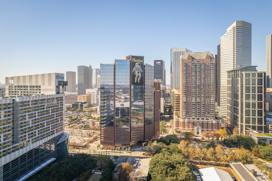 More Photos Of 1550 Lamar St, Houston Office For Lease