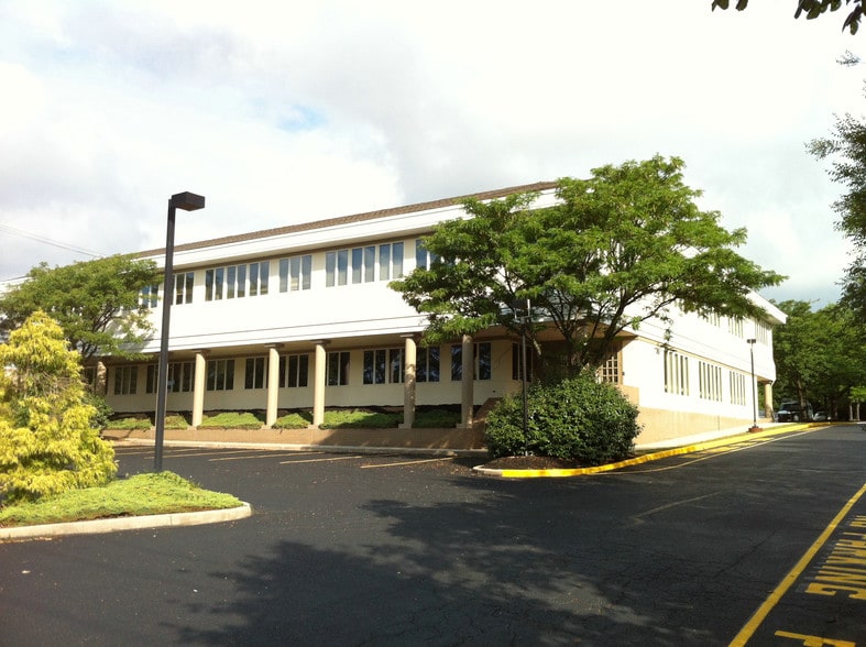 More Photos Of 875 N Kings Hwy, Deptford Township Office For Lease