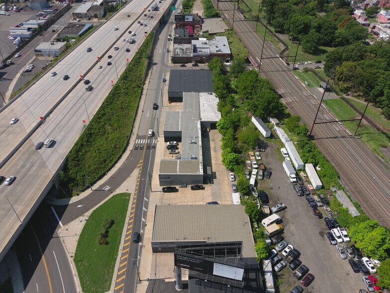 More Photos Of 6940 State Rd, Philadelphia Flex For Sale