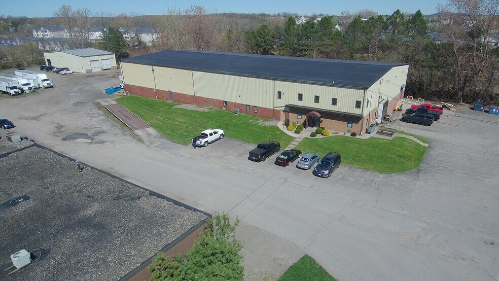 More Photos Of 400 Mason Rd, Fairport Warehouse For Lease