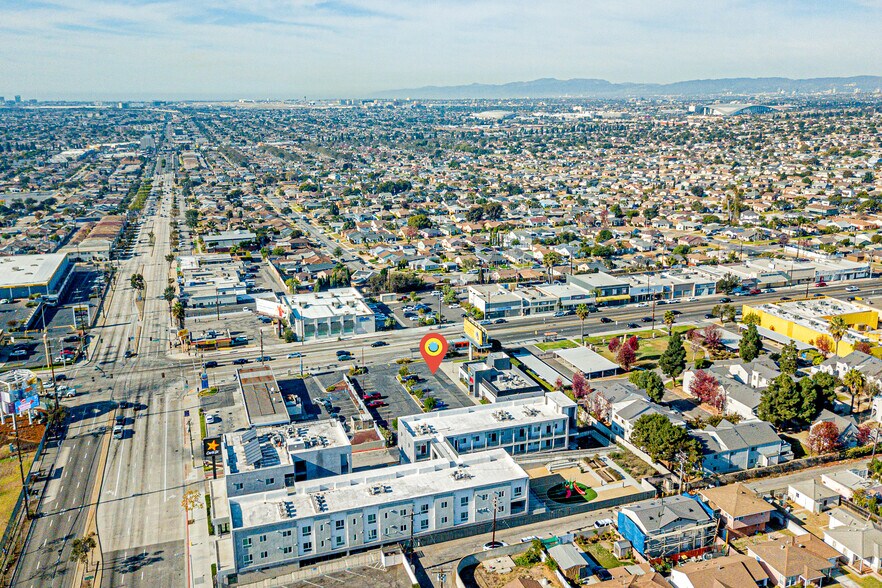 More Photos Of 11224 S Western Ave, Los Angeles Freestanding For Sale