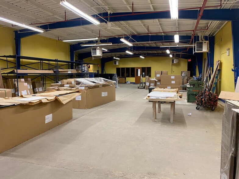 More Photos Of 28 Potter Ave, New Rochelle Light Distribution For Lease