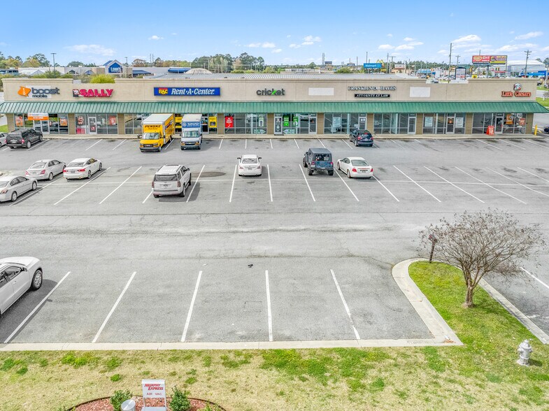 More Photos Of 1867-1896 US Highway 82 W, Tifton Freestanding For Lease