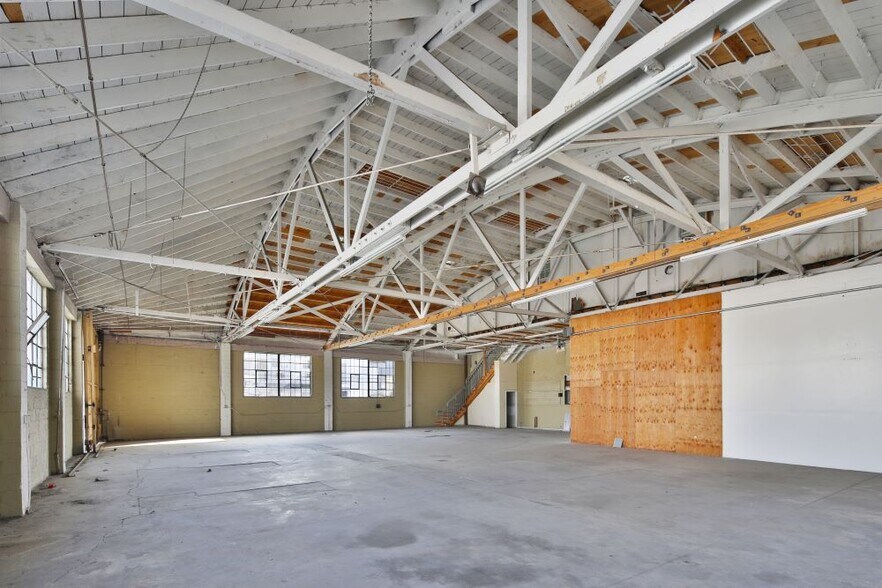 More Photos Of 7312-7318 S Western Ave, Los Angeles Auto Repair For Sale