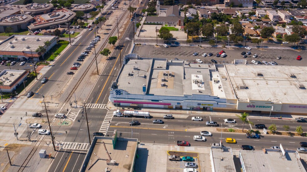 More Photos Of 6121-6161 Atlantic Blvd, Maywood Unknown For Lease