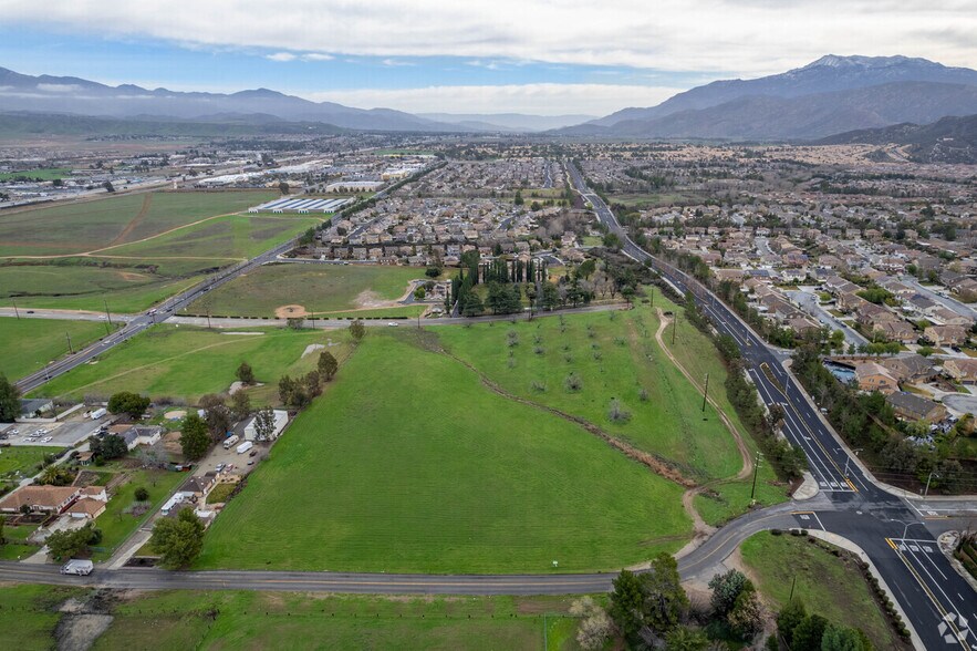 More Photos Of Pennsylvania Ave, Beaumont Land For Sale