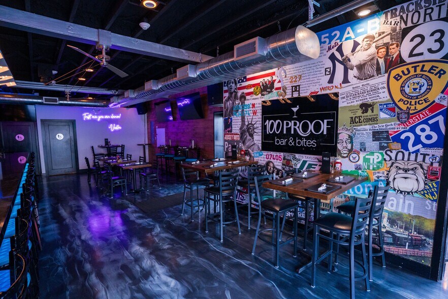 More Photos Of 227 Main St, Butler Restaurant For Sale