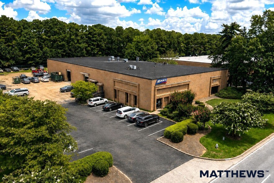 Primary Photo Of 2550 Mountain Industrial Blvd, Tucker Distribution For Sale