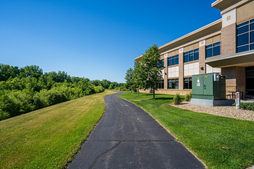 More Photos Of 9000 Quantrelle Ave NE, Otsego Office For Lease